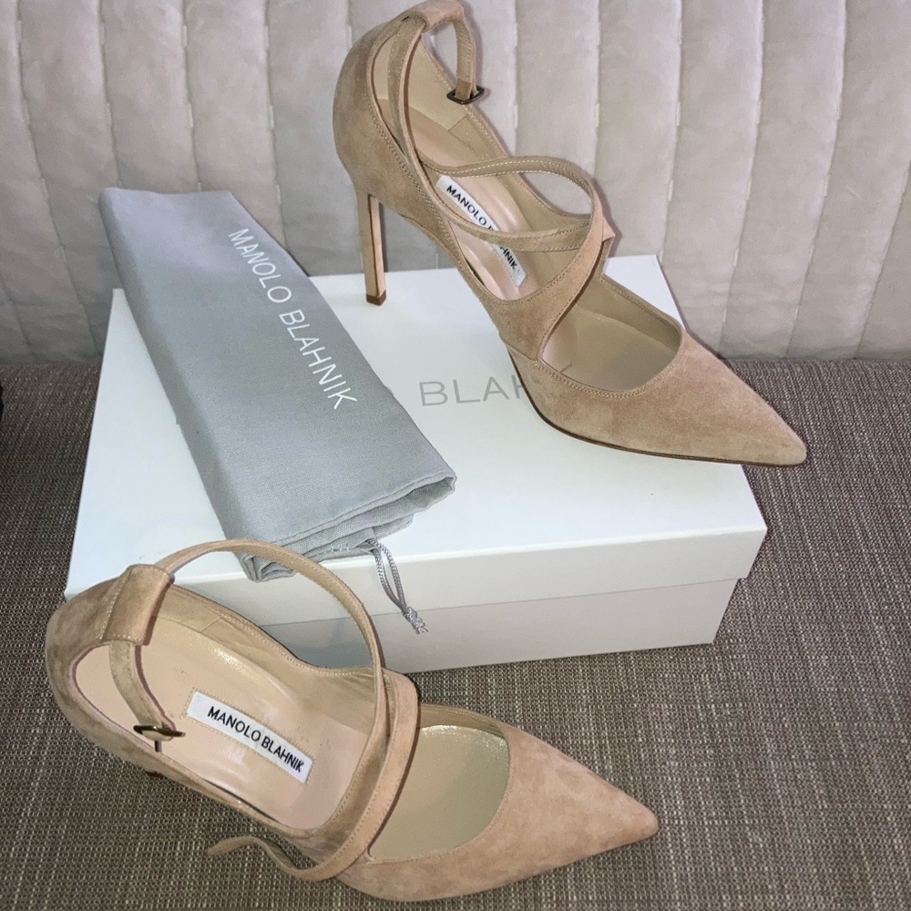 MANOLO BLAHNIK BB Nude Suede TUGIA 105mm Point Toe Stiletto Pump 8.5US 38.5EU
